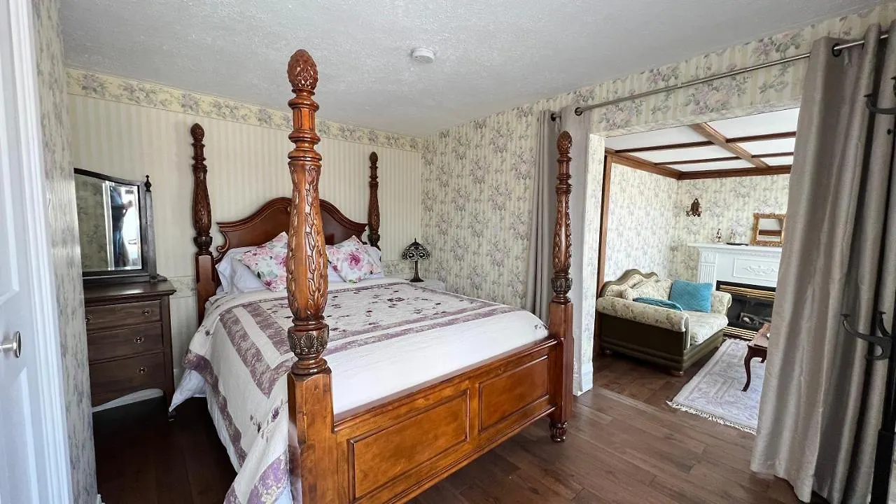 Bedham Hall B&B Niagara Falls Canada